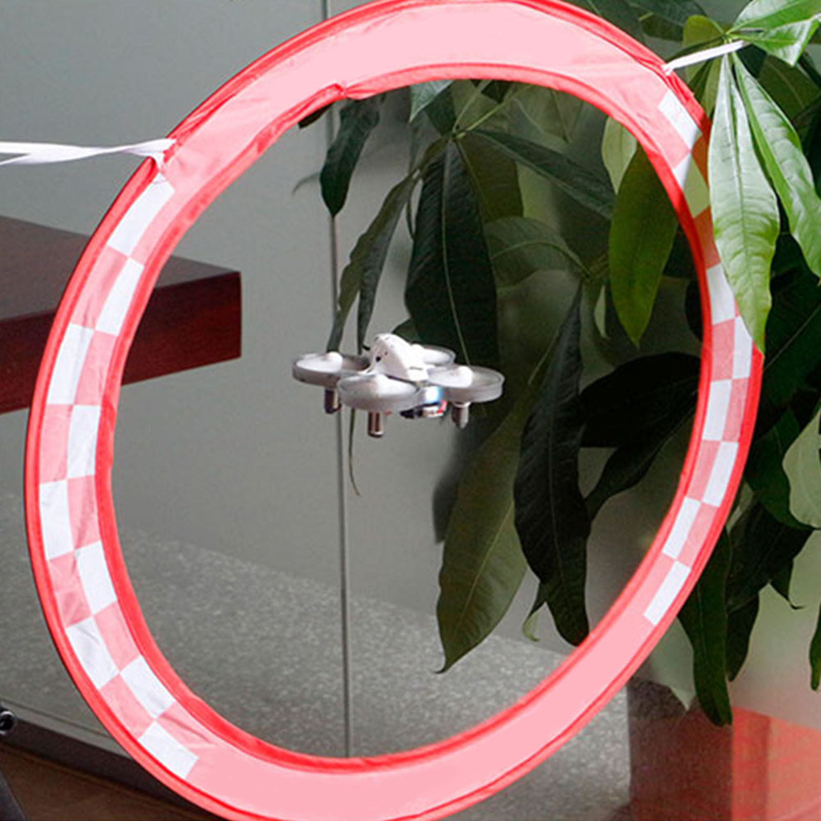 بوابة سباق الطائرات بدون طيار  - مراجعة Drone Rc Game وسعره